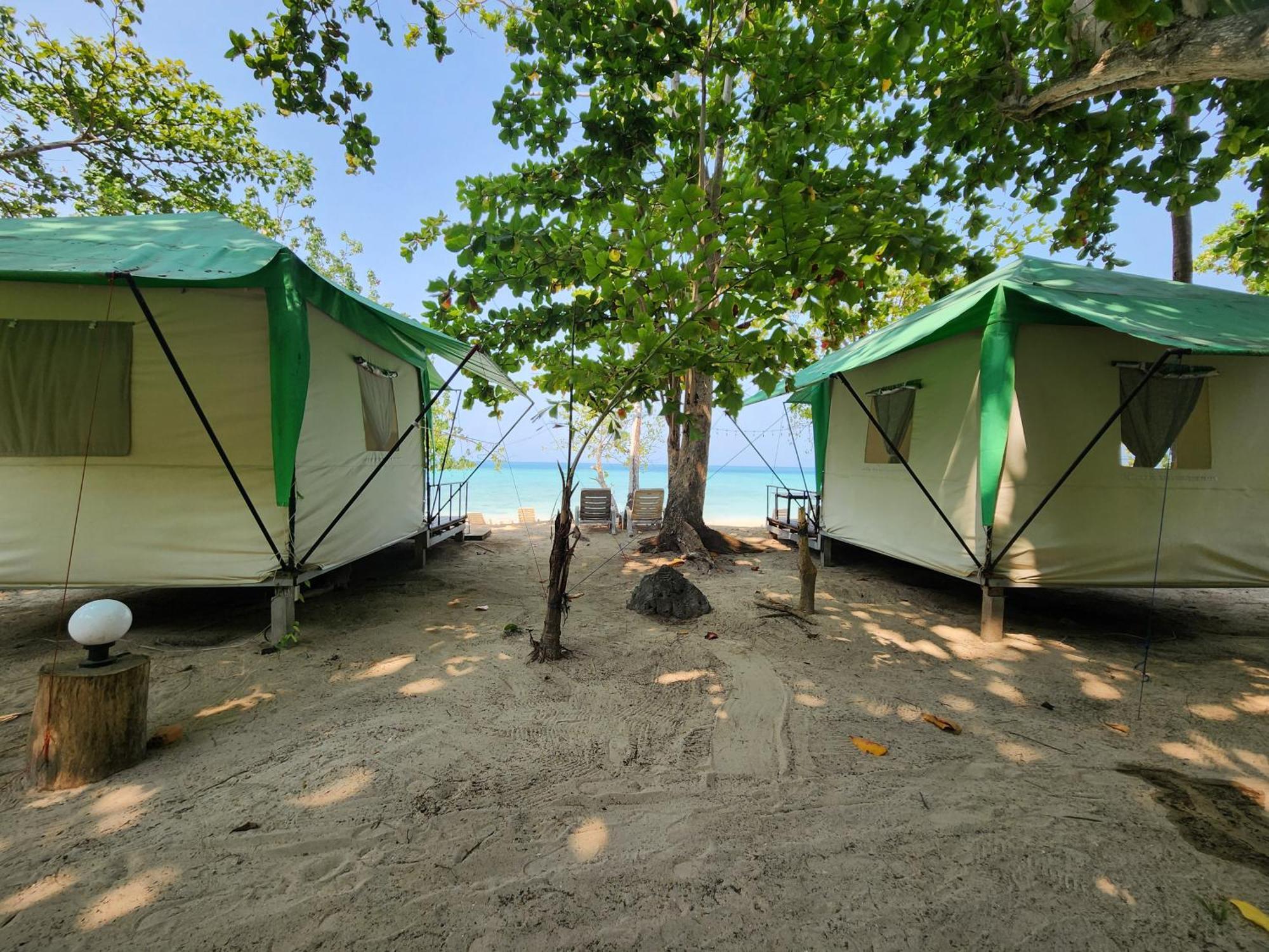 Koh Ngai Camping Restaurant @ Bar Eksteriør bilde