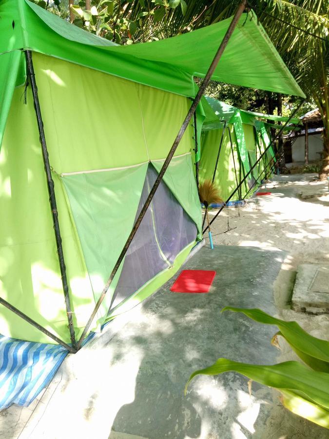 Koh Ngai Camping Restaurant @ Bar Eksteriør bilde